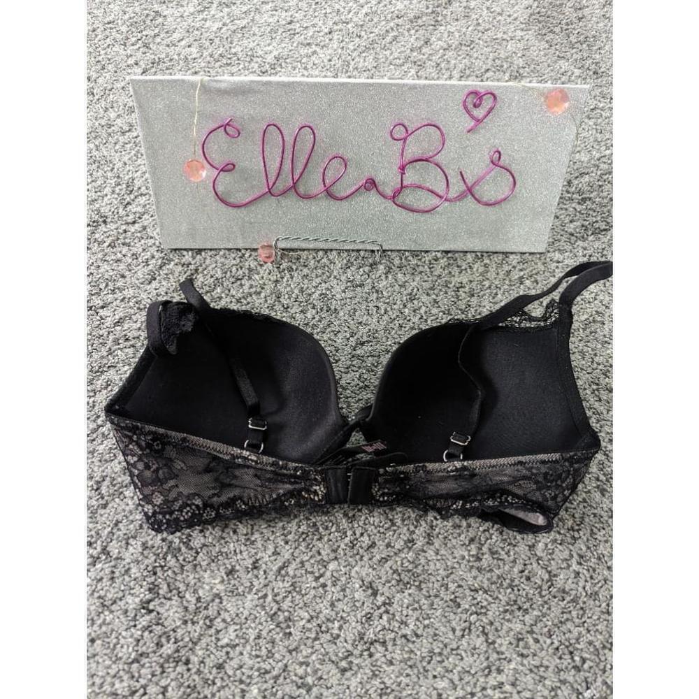 NWOT Victoria's Secret Embellished Padded Demi, Lace Detail Bra 32D
